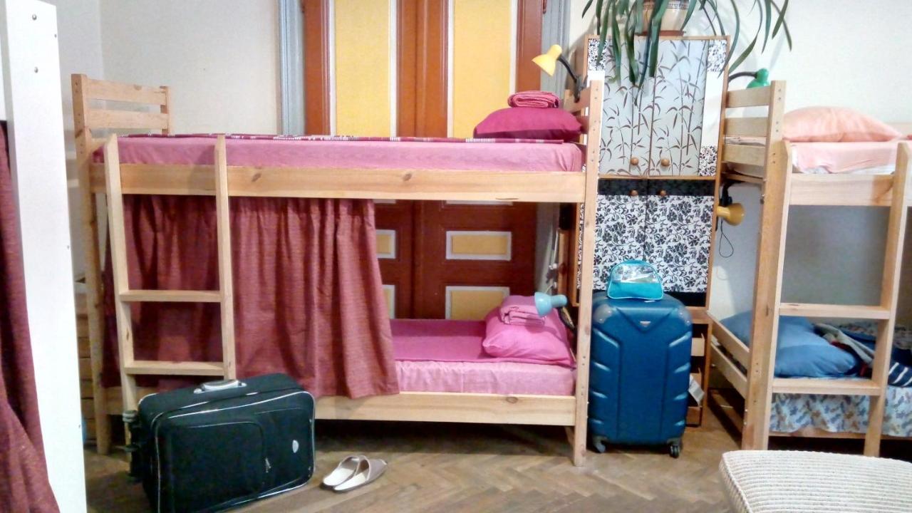 Hostel Drive Lviv Buitenkant foto